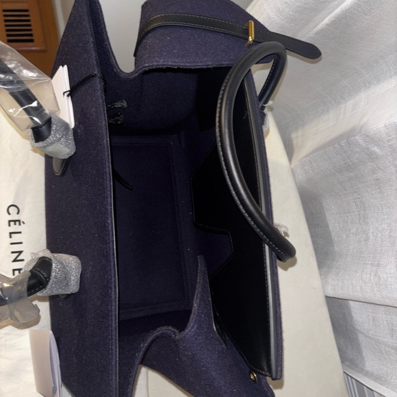 Celine Black and Navy wool and leather Bag - Picture 4 of 14